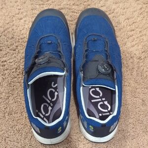 Blue Diadora Men's Shoes